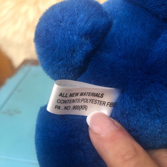 Bright Blue Bear wearing an Alan Jackson TShirt - Picture 6 of 6